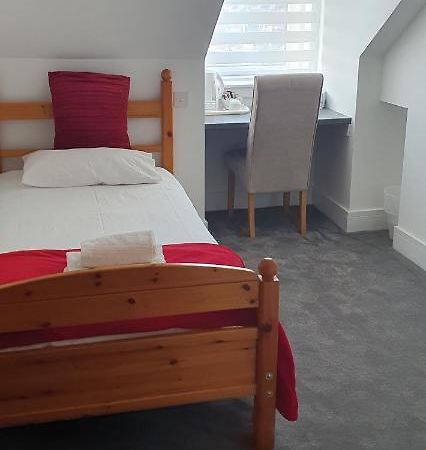 אברדין Granite City Guest House מראה חיצוני תמונה